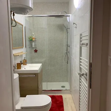 Vacances A Limone Pres Du Centre شقة *